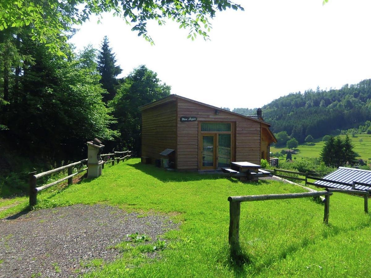 Cosy Holiday Home With Garden In Walscheid Exterior foto